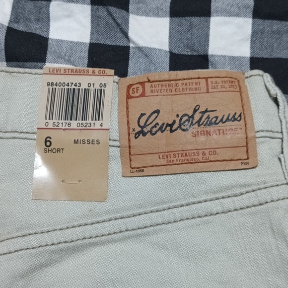 Women's Levi's gold stretch bootcut Jeans - Picture 6 of 8